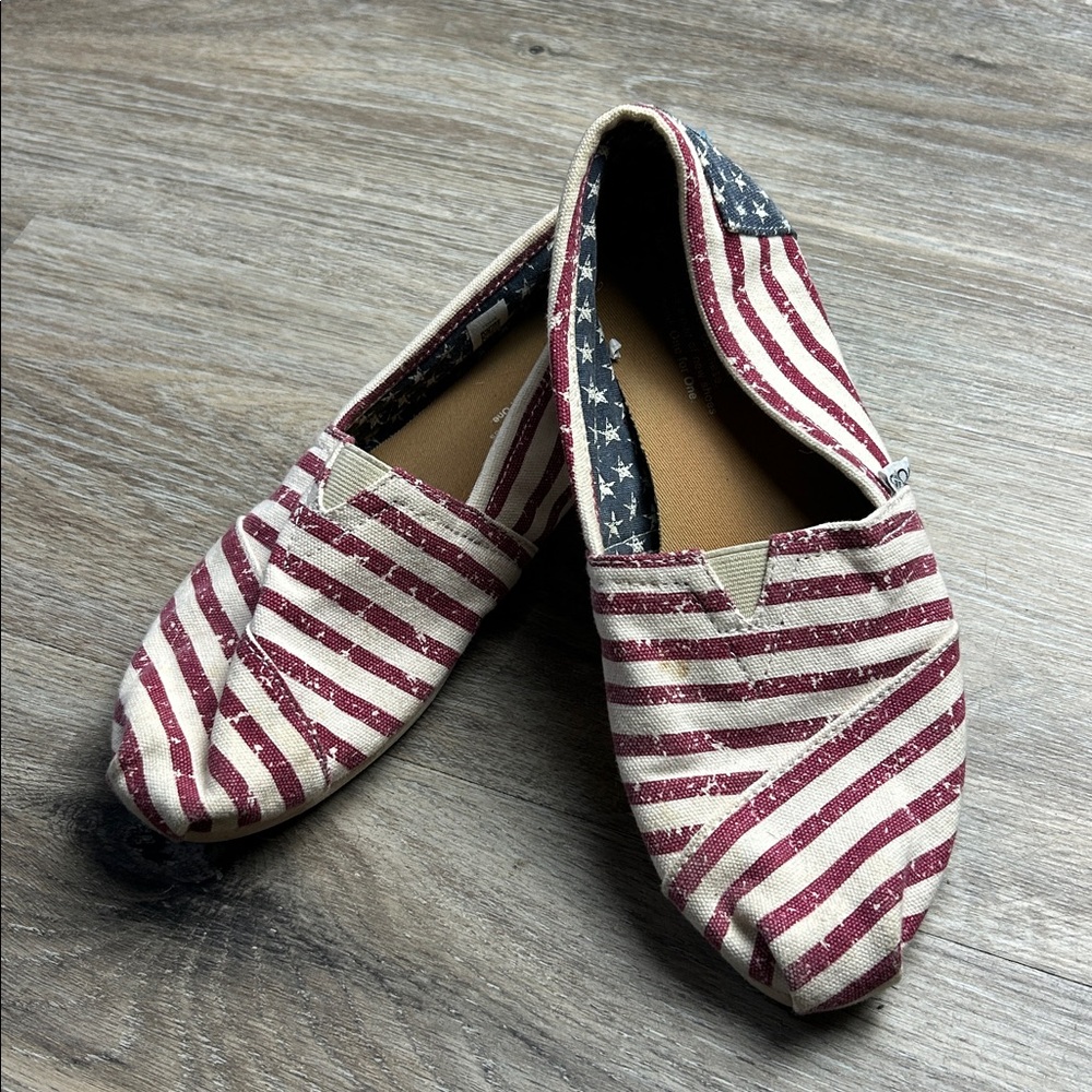 Toms Starry Blue Canvas Slip-Ons Size 7.5